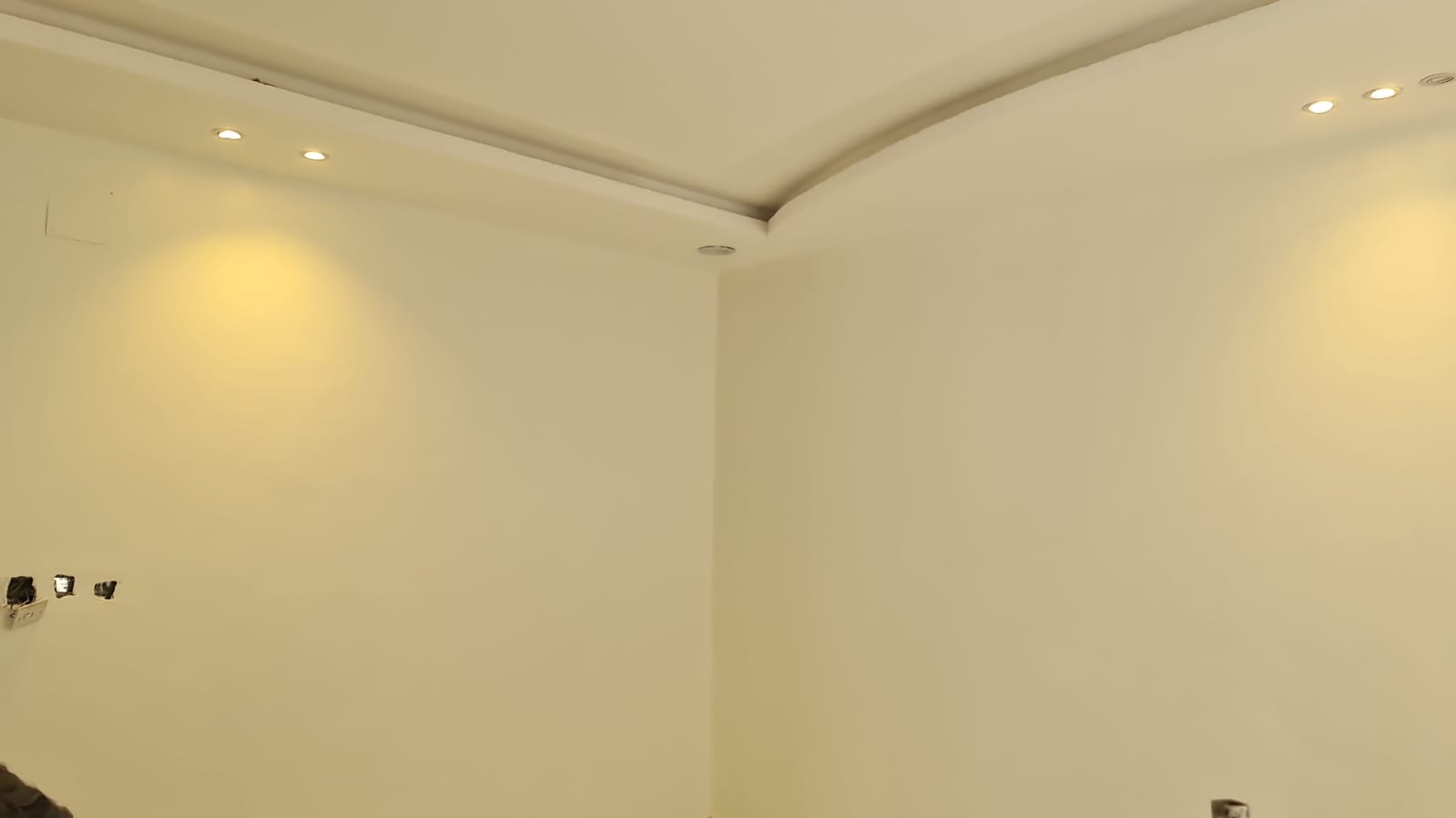 Residential painting and interior finishing project in Riyadh