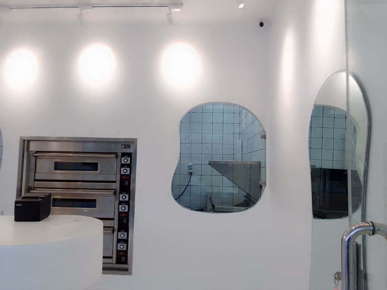 Interior painting and home finishing service in Riyadh
